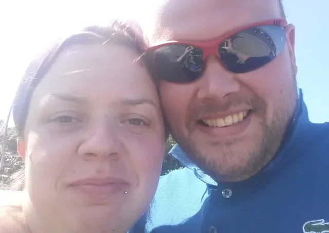 „Aznap vettem el, aznap veszítettem el” – Megható történet: néhány órával esküvője után halt meg egy ötgyermekes édesanya Angliában