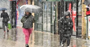 Már Londonban és több más városban is esett a hó - sarkvidéki hideg söpör végig az Egyesült Királyságon