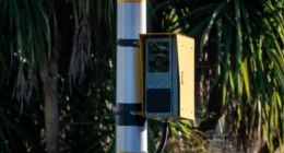 Pár hét alatt 6000 bírságot osztottak ki az új csúcstechnológiás sebességmérő kamerával Nagy-Britanniában - mindenki ki van akadva