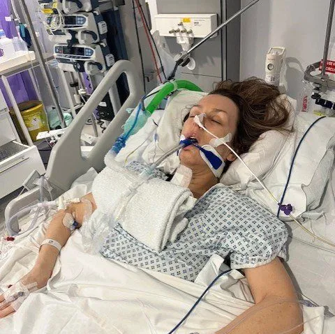 Eltörte párja nyakát egy férfi Angliában, csak mert a nő közölte, hogy elhagyja Eltörte párja nyakát egy férfi Angliában, csak mert a nő közölte, hogy elhagyja