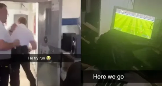 Videón, ahogy videojátékot játszik egy rab az egyik börtönőrrel a saját cellájában Angliában