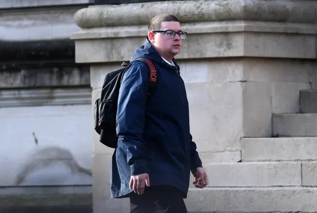 Kilenc év börtönt kapott egy NHS-dolgozó: szexuálisan zaklatta betegeit kamu orvosi vizsgálatok során