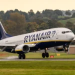 Üzemanyagszállító teherautóval ütközött egy Ryanair-gép felszállás előtt Nagy-Britanniában