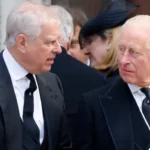 III. Károly király kész együttműködni a rendőrséggel András herceg ügyében – tovább gyűrűzik az Epstein-botrány
