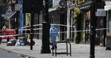 Halálos késelés történt Londonban a nyílt utcán, egy 22 éves férfi életét vesztette