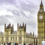 Nagy-Britanniában és az EU többi részén is eltörölik az óraátállítást