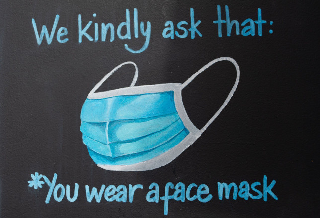 Angliában az emberek nagy része július 19. után is hordani fogja a maszkot… És te? 3