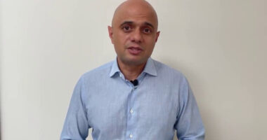 Friss hírek, érdekességek a járvánnyal, korlátozásokkal kapcsolatban Angliában az elmúlt 24 órából