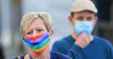 Hogy szóljak a szomszédnak, hogy ne bulizzon a járványhelyzet kellős közepén?