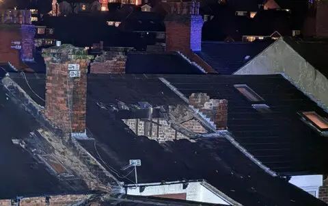 Tornádó volt Angliában, Greater Manchester területén az éjjel és „jelentős károkat” okozott