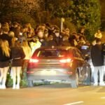 Teljesen elszabadult a pokol – őrült, több százfős házibulit csináltak a fiatalok Angliában, amit a rendőrök is alig tudtak megfékezni