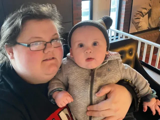 Rossz diagnózissal hazaküldtek egy kisgyerekes anyukát a kórházból Angliában – néhány órával később meghalt