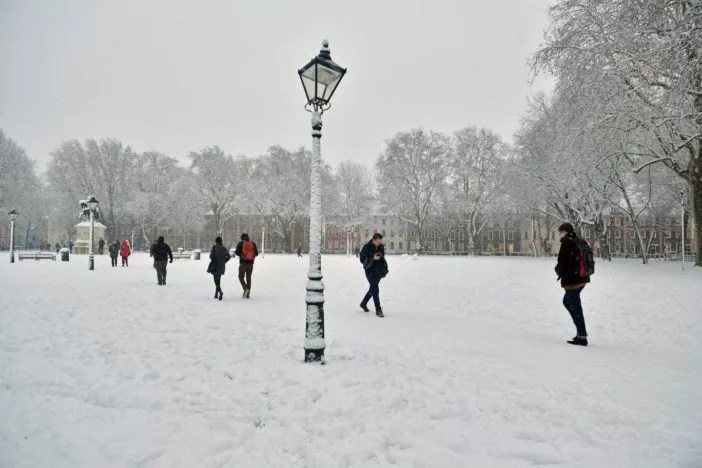 Ilyen volt a nagy havazás és az elmúlt évek leghidegebb napja Nagy-Britanniában képekben: -15C-t is mértek 9