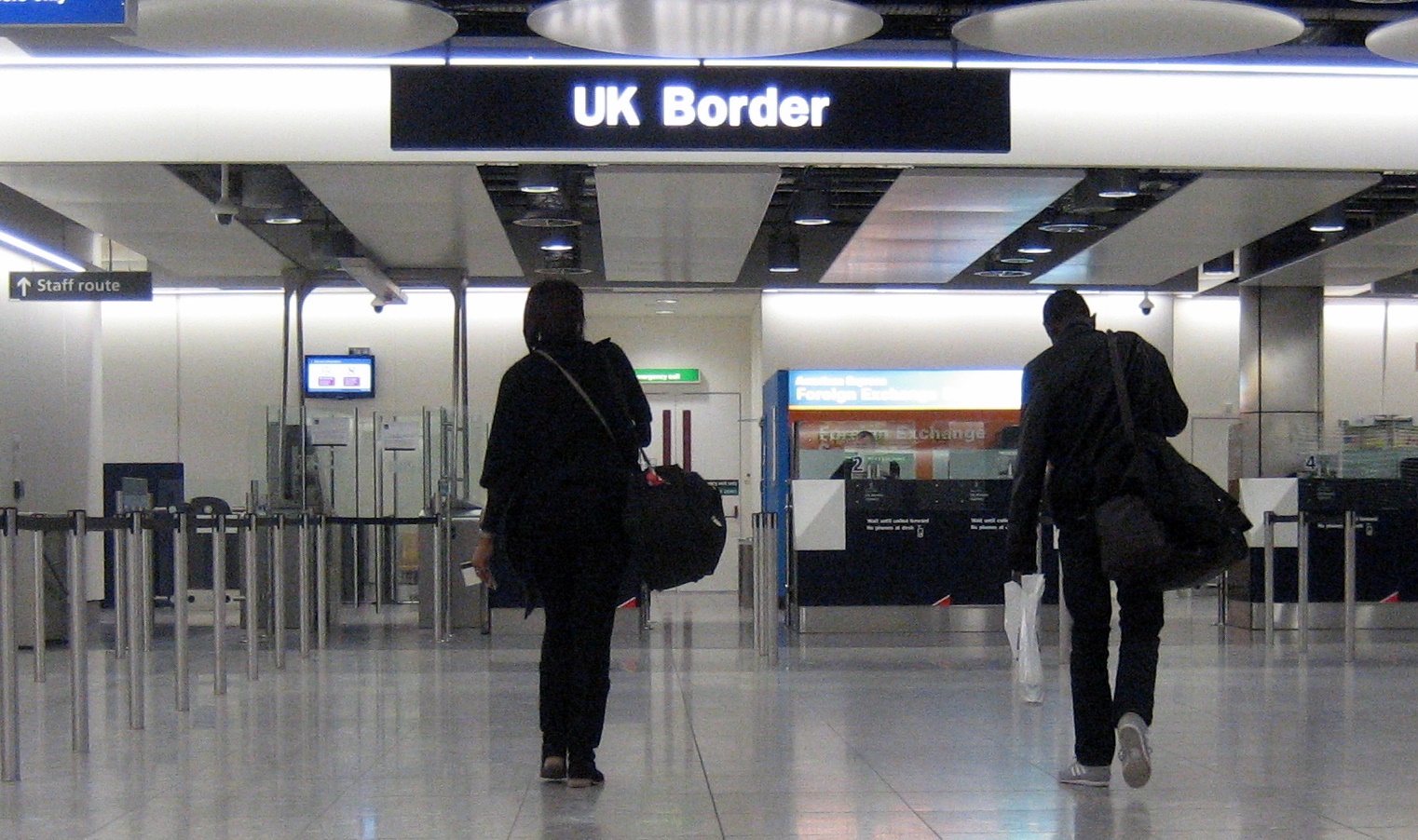 Drasztikusan csökkentik a bevándorlók számát Nagy-Britanniában, ha kilépnek az EU-ból 6