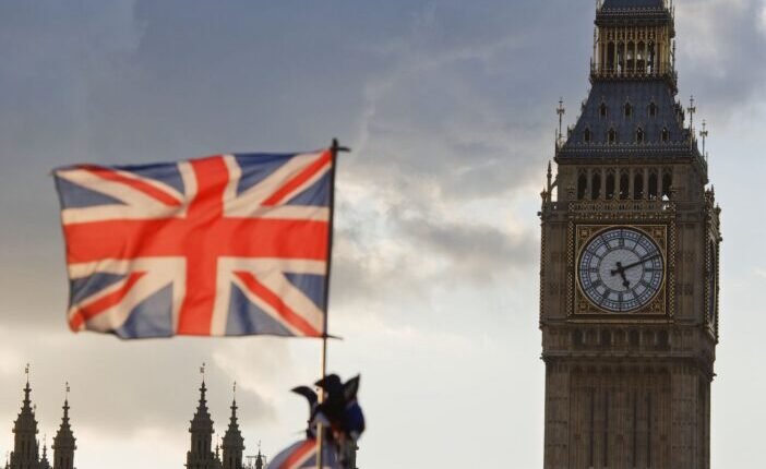 Az angliai magyarokat is érintő fontos változások az EU Settlement Scheme és a letelepedett státusz kapcsán