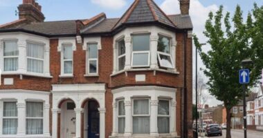 ingatlan vásárlás anglia