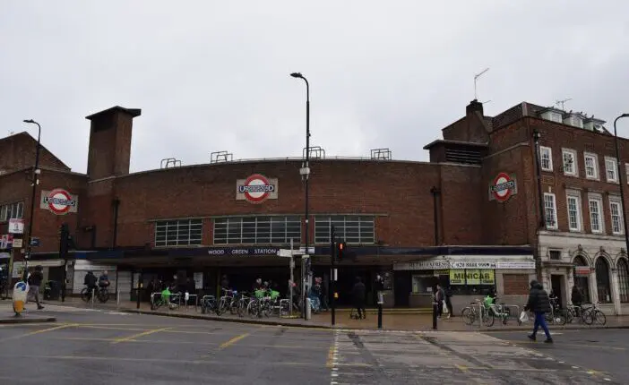 Gyalogost gázolt el egy autó London egyik, az angliai magyarok által sűrűn lakott területén