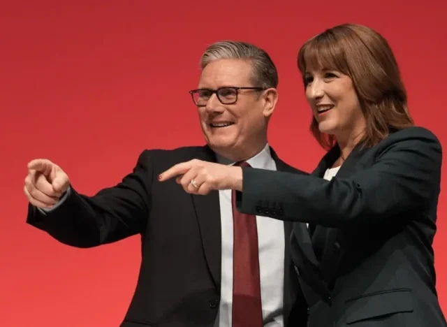 A brit kormány kemény válasza Farage-nak, és fontos bejelentések, amik mindenkit érintenek Nagy-Britanniában