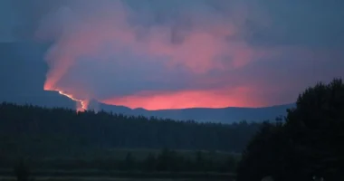 Hatalmas terület lángokban Nagy-Britanniában: drámai képek a Cairngorms Nemzeti Parkból