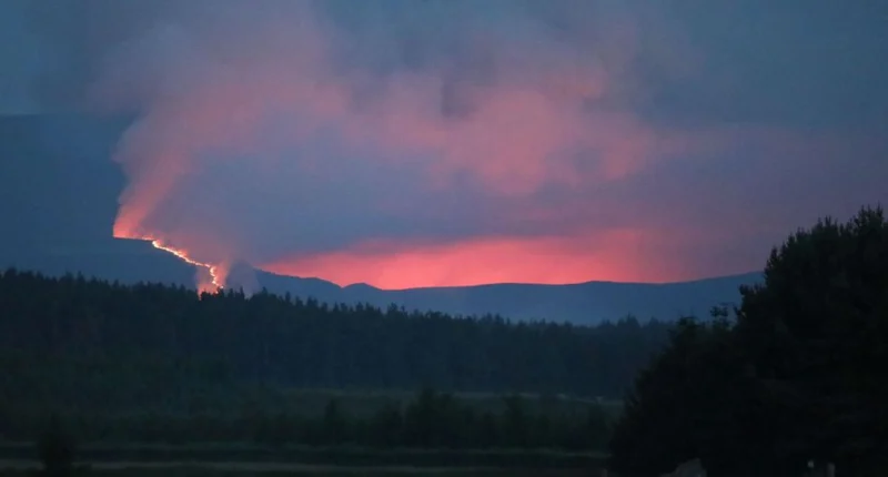 Hatalmas terület lángokban Nagy-Britanniában: drámai képek a Cairngorms Nemzeti Parkból