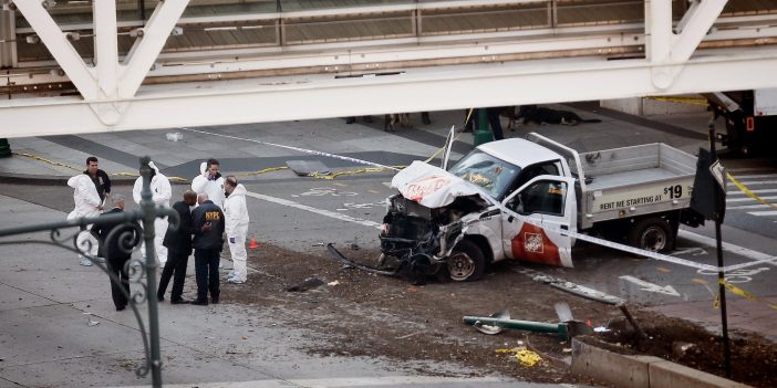 Újabb terrortámadás Amerika "szívében": 8 halott és 11 sérült 2