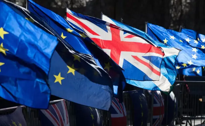 Az Egyesült Királyságban élő EUs polgárok millióira vonatkozó Brexit-szabályok törvénytelenek – döntöttek a letelepedett státusszal kapcsolatban 1
