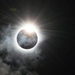 Részleges napfogyatkozás lesz látható ma este Nagy-Britannia fölött