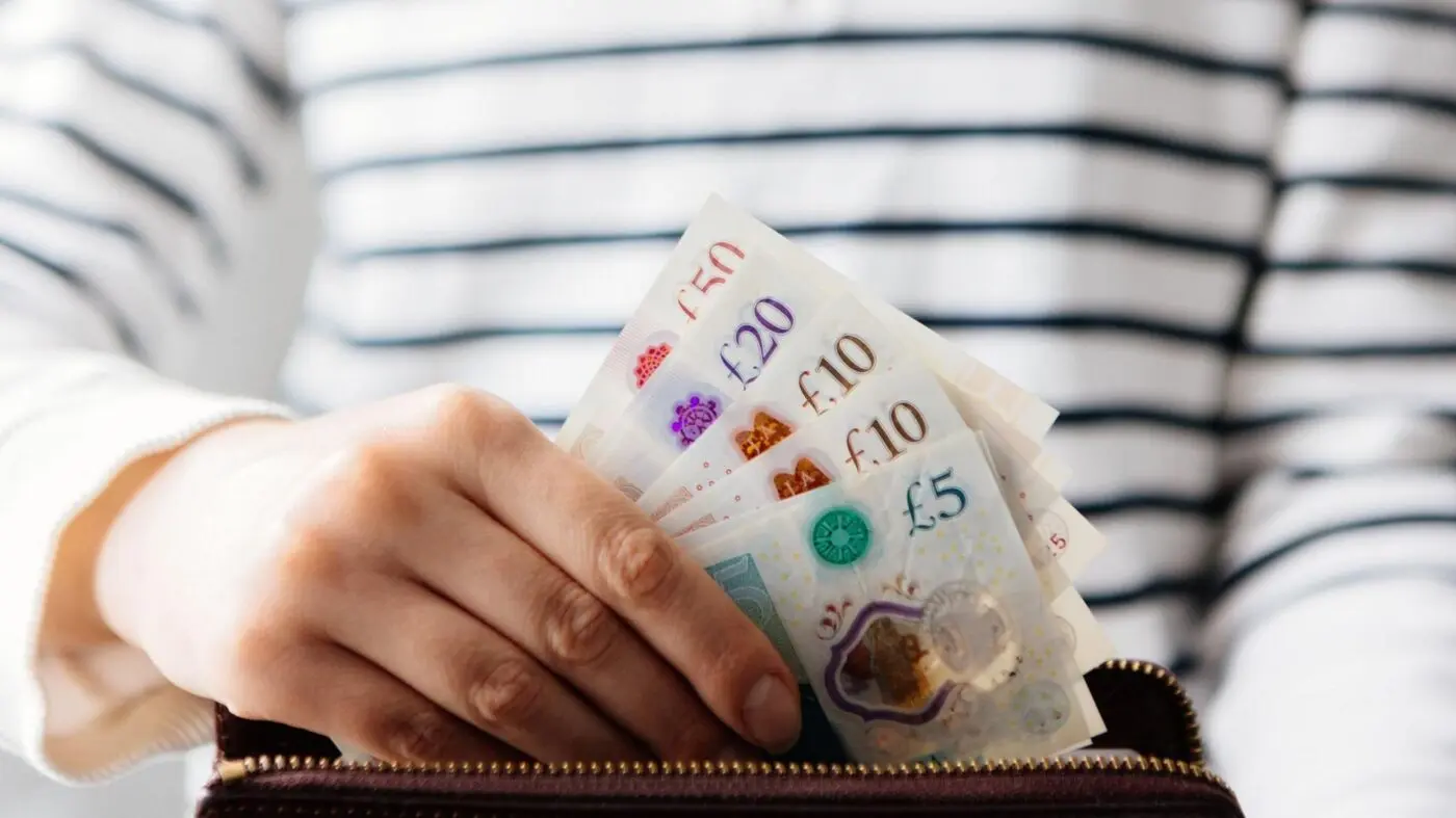 Hatalmas ellenőrzések jönnek a támogatást igénylőknél Nagy-Britanniában - itt van amit tudni kell, és hogy kiknél és mit fognak keresni támogatás ellenőrzés universal credit anglia