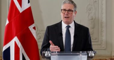 A bevándorlóknak mostantól „ki kell érdemelniük” a letelepedés jogát az Egyesült Királyságban – Forradalmi változásokat jelentett be a brit miniszterelnök a bevándorlás kapcsán 14