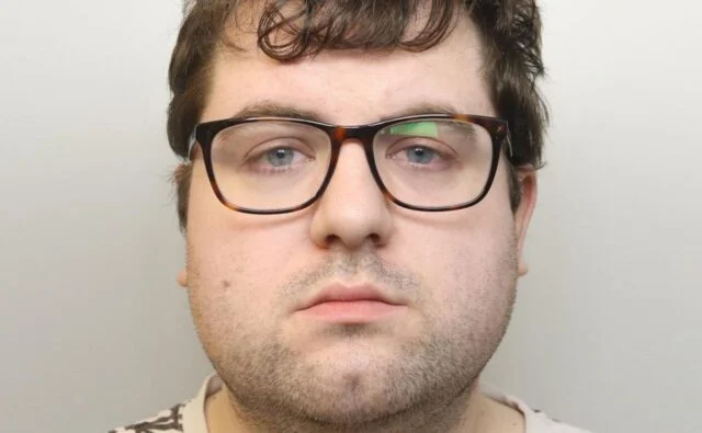 24 év börtönt kapott a brit bölcsődei dolgozó, aki 2-3 éves kisgyermekeket erőszakolt meg Angliában