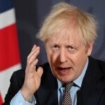 Már ma bejelenthetik a korlátozások szigorítását Angliában: Boris Johnson összehívta a Covid-O bizottságának ülését