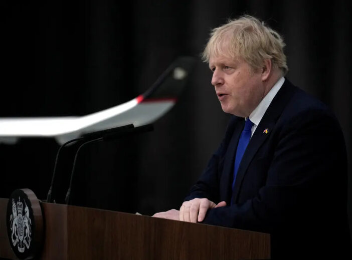 Rengetegen kiakadtak: Boris Johnson bejelentette, mit tervez Nagy-Britannia tenni a menekültekkel és illegális bevándorlókkal 3