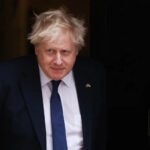 „szükséges és igazságos” – ezt mondta Boris Johnson az adóemelésről a megélhetési költségek drasztikus emelkedése közepette