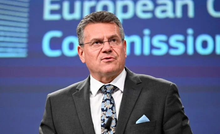 Az Egyesült Királyság csatlakozhat egy Európa-szintű vámuniós megállapodáshoz: Új korszak a Brexit utáni kapcsolatokban?