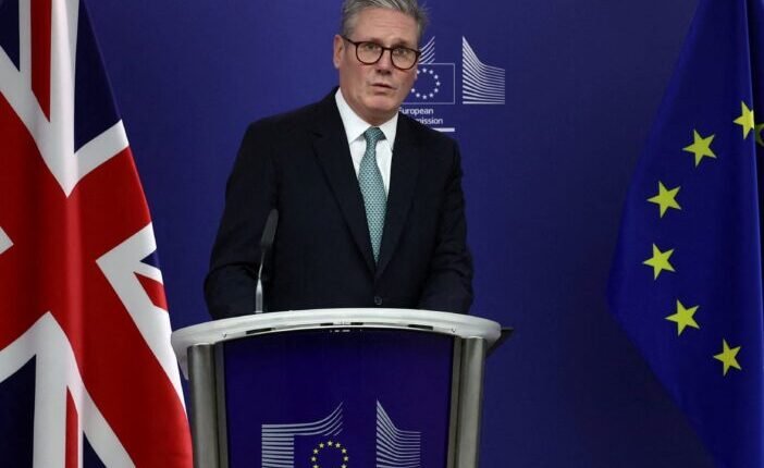 Az EU beperli az Egyesült Királyságot a szabad mozgással kapcsolatos jogszabályok megsértése miatt - ez rengeteg EU-s állampolgárt is érint