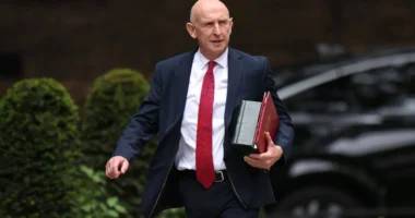 Megszólalt az új brit pénzügyminiszter a támogatások és adók kapcsán - nagy változások és nehéz döntések jönnek Nagy-Britanniában