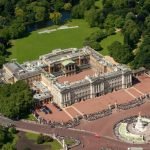 Az angol királynő új kertészt keres a Buckingham Palotába, és kiakadsz, ha meglátod mennyiért