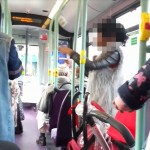 „ISIS-es K**vák”: Rasszista nő balhézott a Londoni buszon