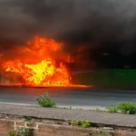 Menet közben borult lángba egy utasokkal teli busz Közép-Angliában
