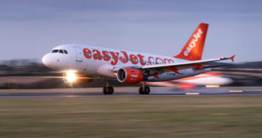 Menet közben rosszul lett és elájult az egyik londoni repülőjárat pilótája