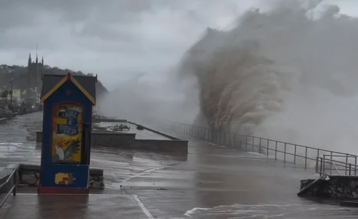 Hóvihar és akár 130 km/órás széllökések: a Chandra vihar holnap komoly időjárási káoszt hozhat Nagy-Britanniába
