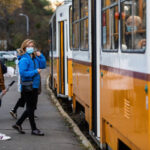 Magyarországon újabb, még keményebb szigorítások és kijárási tilalom kedd éjféltől