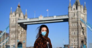 Így alakul az infláció, a fizetések, a munkahelyek száma és a munkanélküliség Nagy-Britanniában (friss adatok)