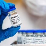 Kötelező Covid oltás Nagy-Britanniában: három érv mellette és ellene, te mit gondolsz?