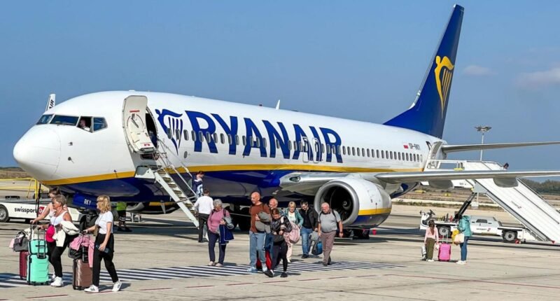 A Ryanair súlyos figyelmeztetése: jelentősen drágulhatnak a repülőjegy árak, véget érhet az olcsó repülés korszaka