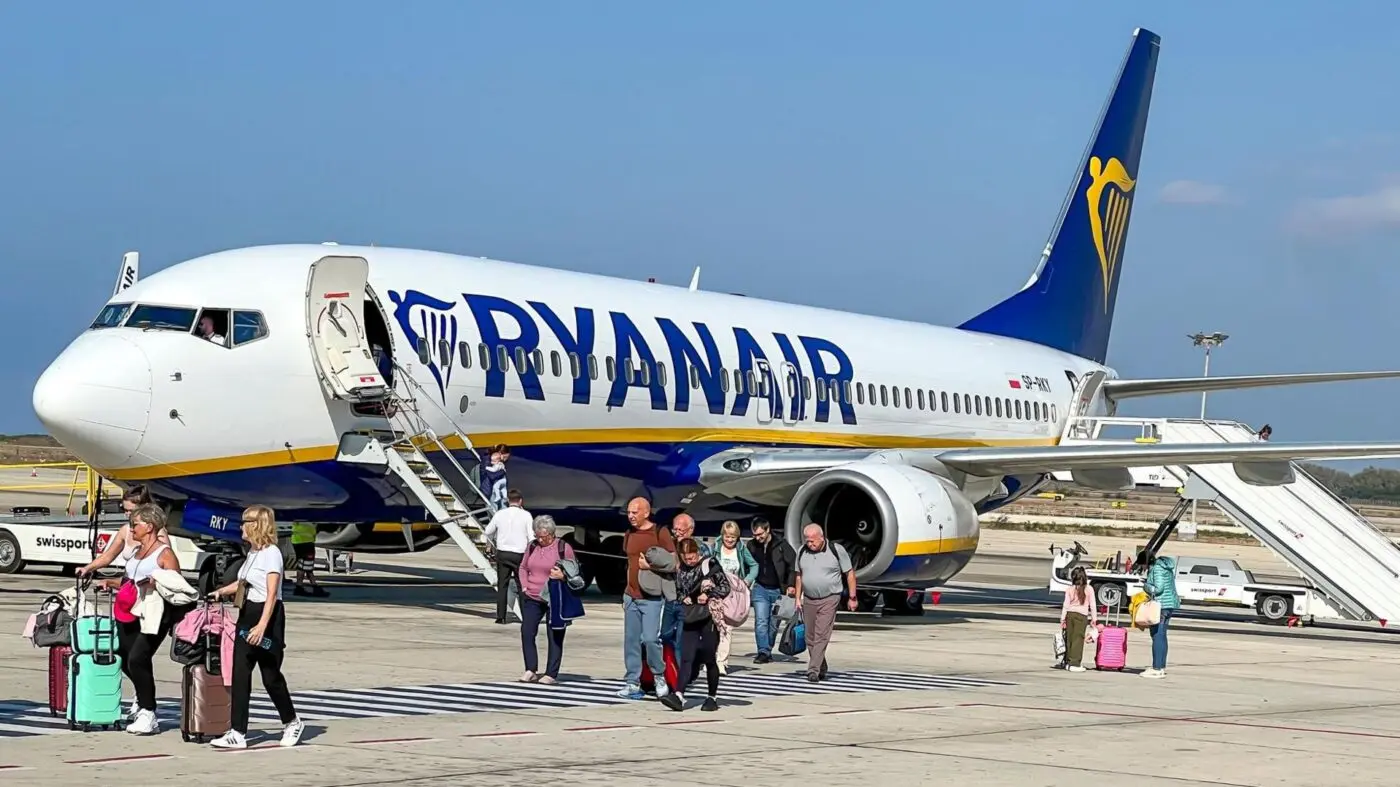A Ryanair súlyos figyelmeztetése: jelentősen drágulhatnak a repülőjegy árak, véget érhet az olcsó repülés korszaka
