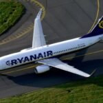 Rendőrök lepték el a Ryanair egyik angliai járatát, akkora balhét csinált öt brit utas a fedélzeten
