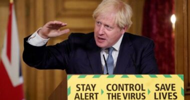 Már csak pár nap és ismét enyhülnek a korlátozások Nagy-Britanniában: ezek változnak május 17-től