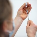 A Covid elleni oltások nyújtotta védelem már 4-6 hónap után kezd elmúlni (friss adatok)