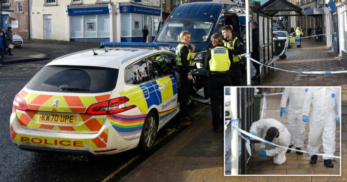 15 éves lányt szurkált halálra egy tinédzser srác egy észak-angliai város központjában egy másik fiatalt pedig a híres londoni Harrods áruház kellős közepén késeltek meg 1